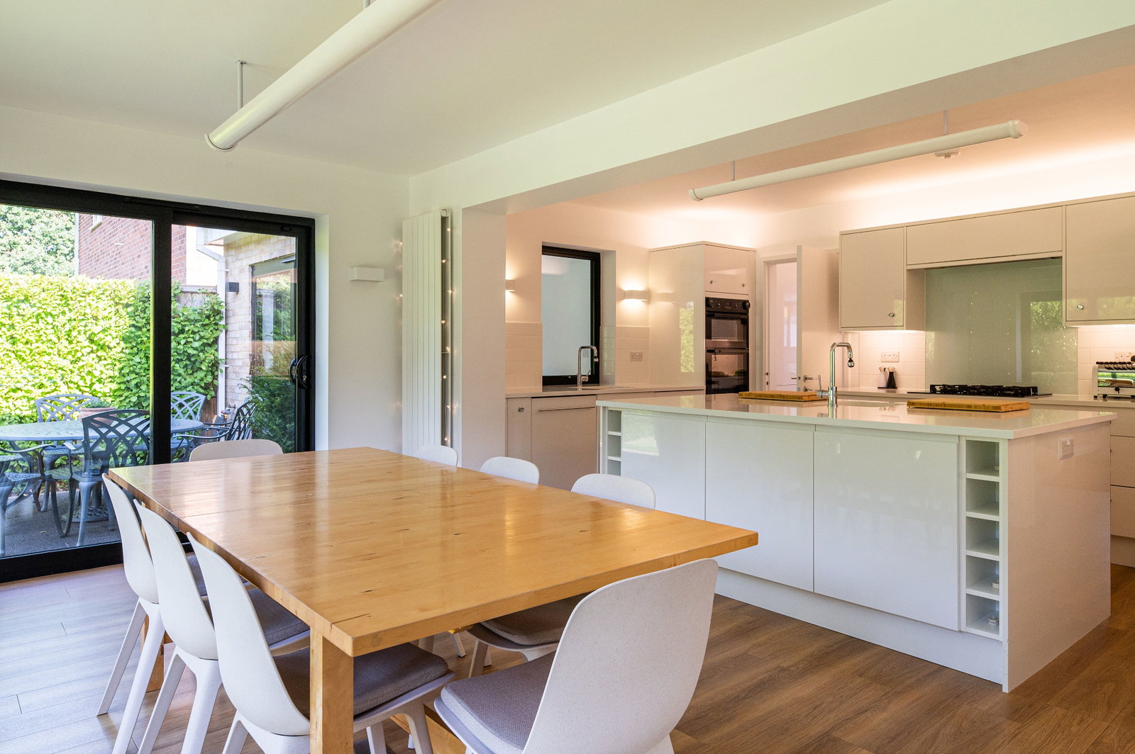 Detached House for sale in Canterbury, Lyndhurst Close, Canterbury, 1974 m²