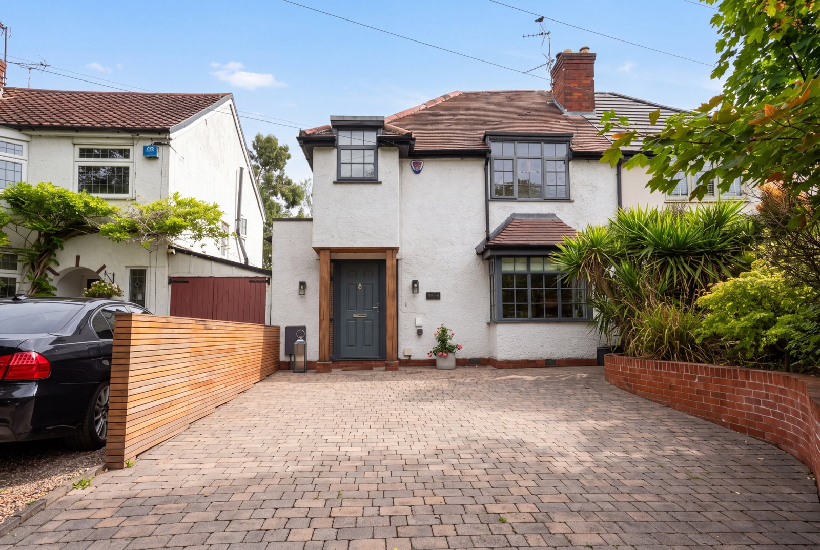 Semi Detached House for sale in Solihull, Warwick Road, Knowle, Solihull, B93 9LF