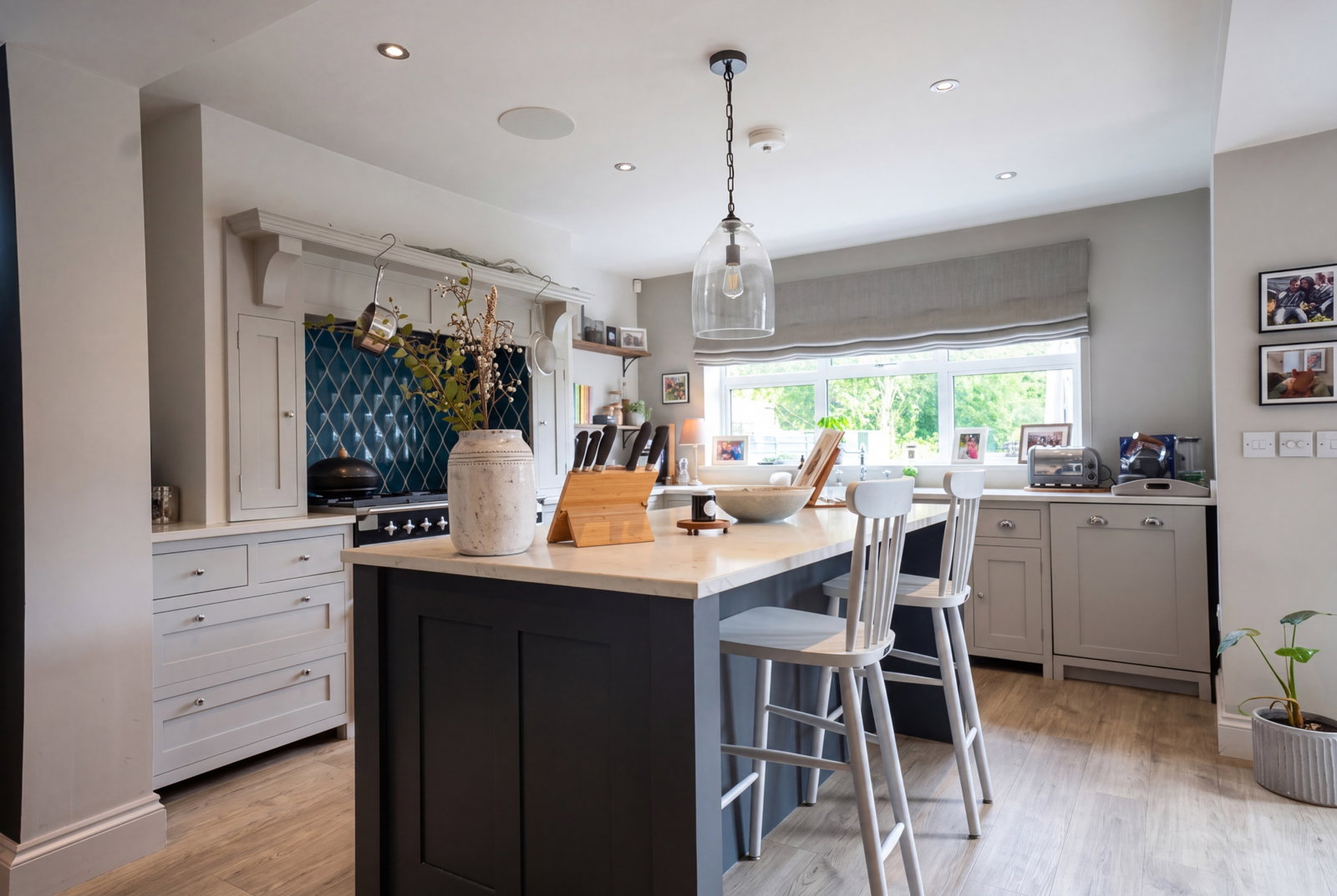 Semi Detached House for sale in Solihull, Warwick Road, Knowle, Solihull, B93 9LF
