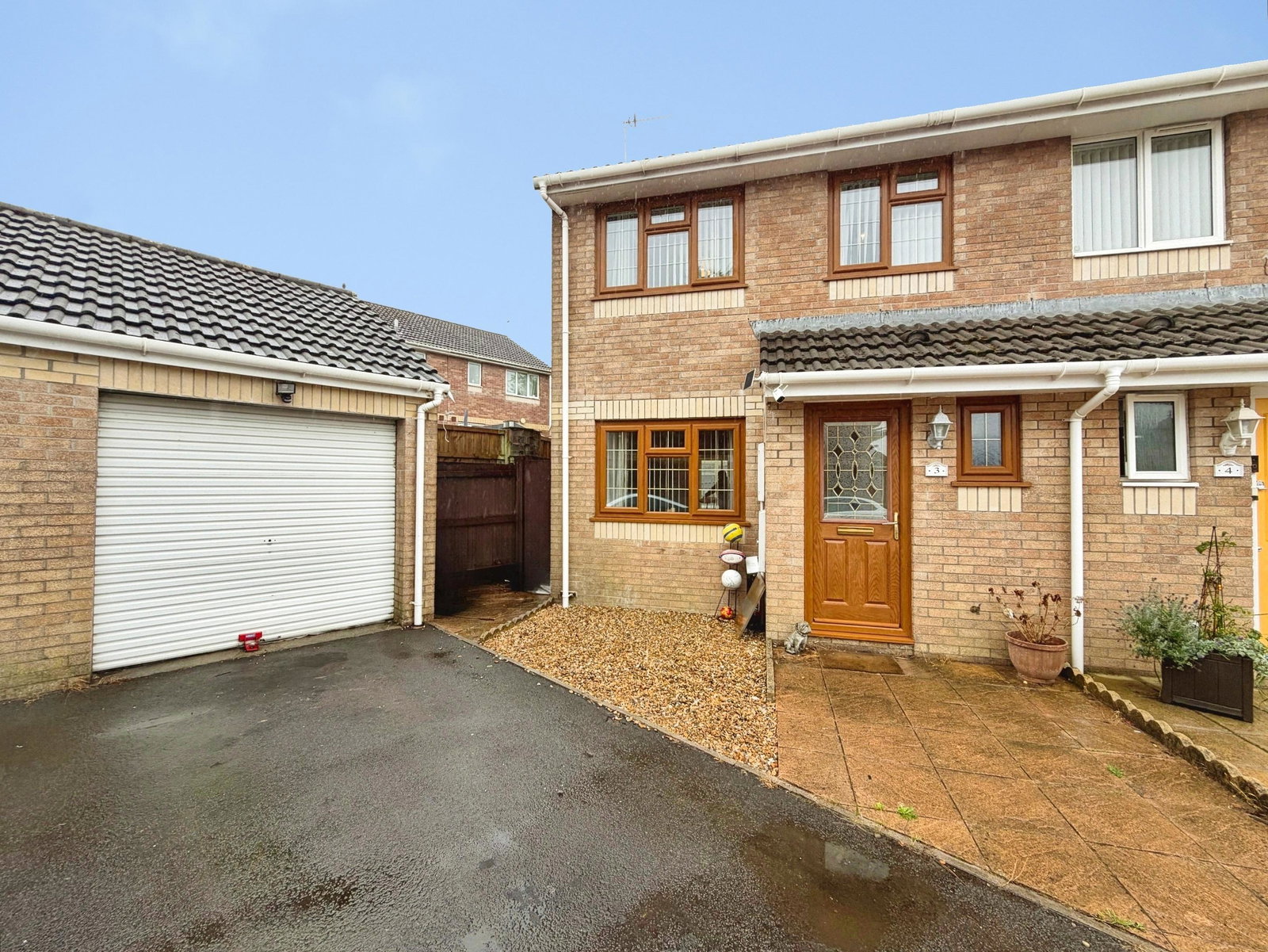 Semi Detached House for sale in Neath, Cefn Miaren, Neath, SA11 3RZ