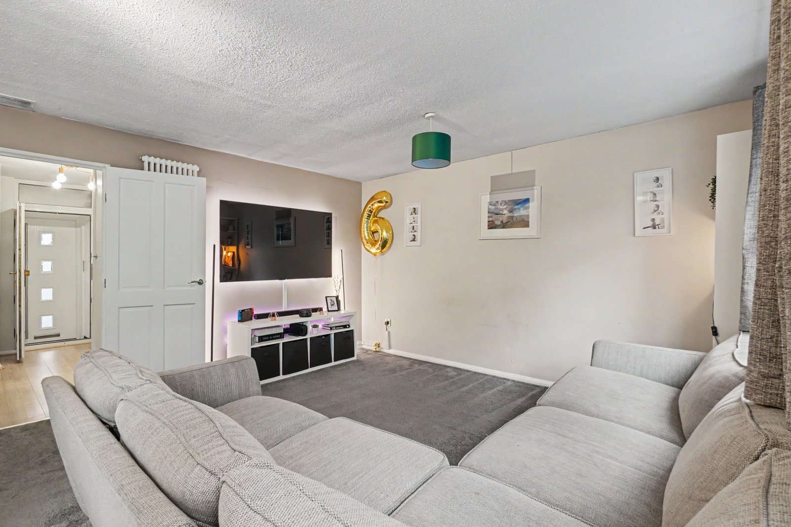 Semi Detached House for sale in Chatham, Arundel Close, Lordswood, Chatham, ME5 8UZ, 1005 m²