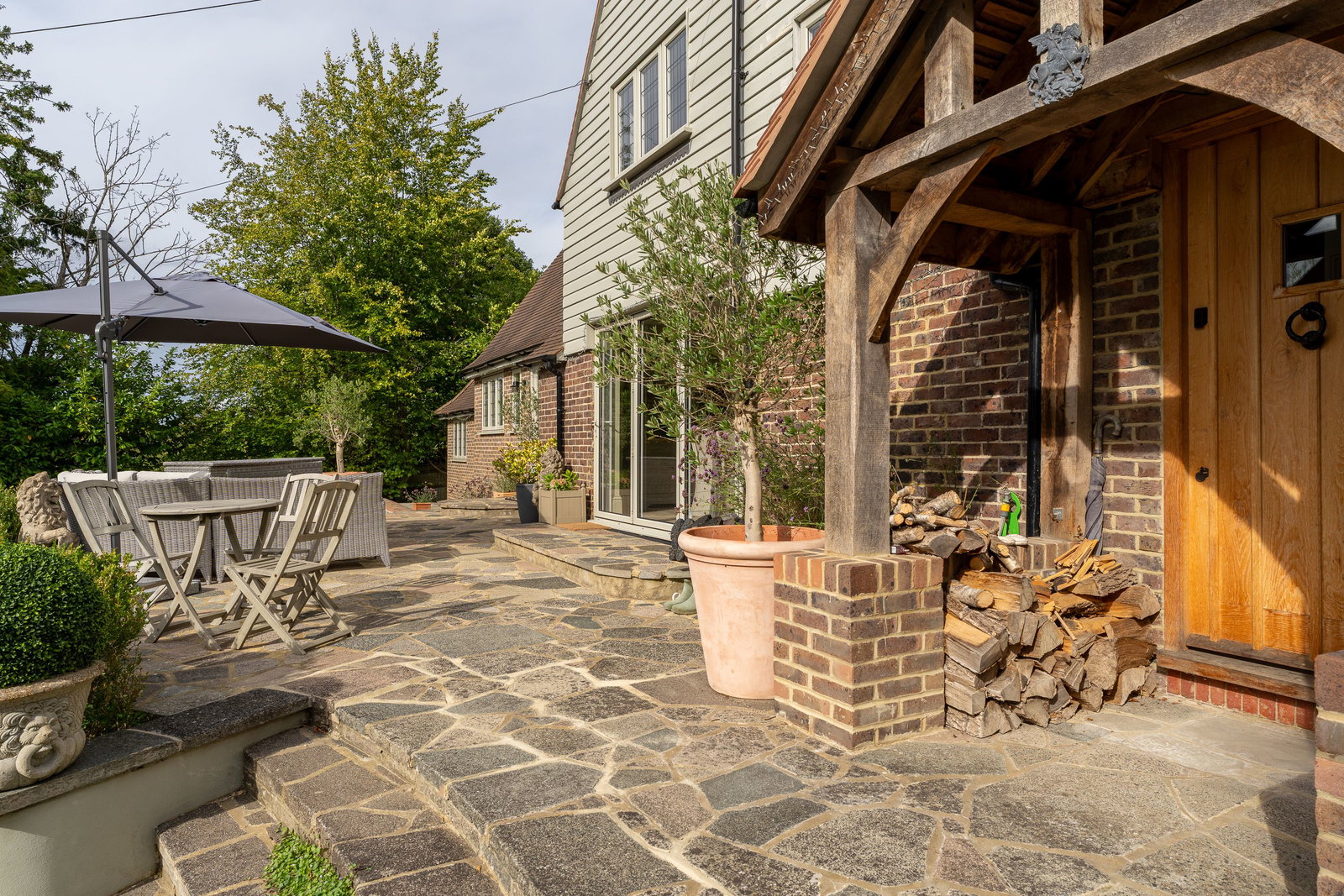 Detached House for sale in Coulsdon, Hazelwood Lane, Chipstead, 4382 m²