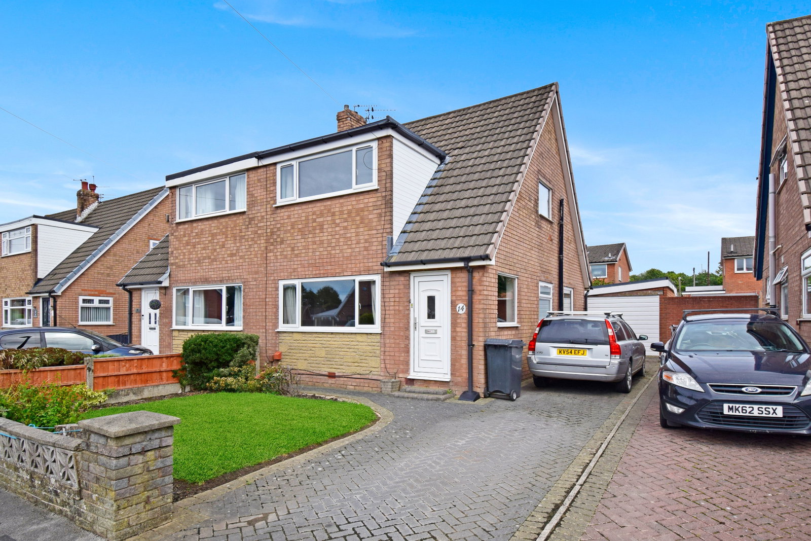 Semi Detached House for sale in Leyland, St. Christines Avenue, Farington, Leyland, PR25 4YS