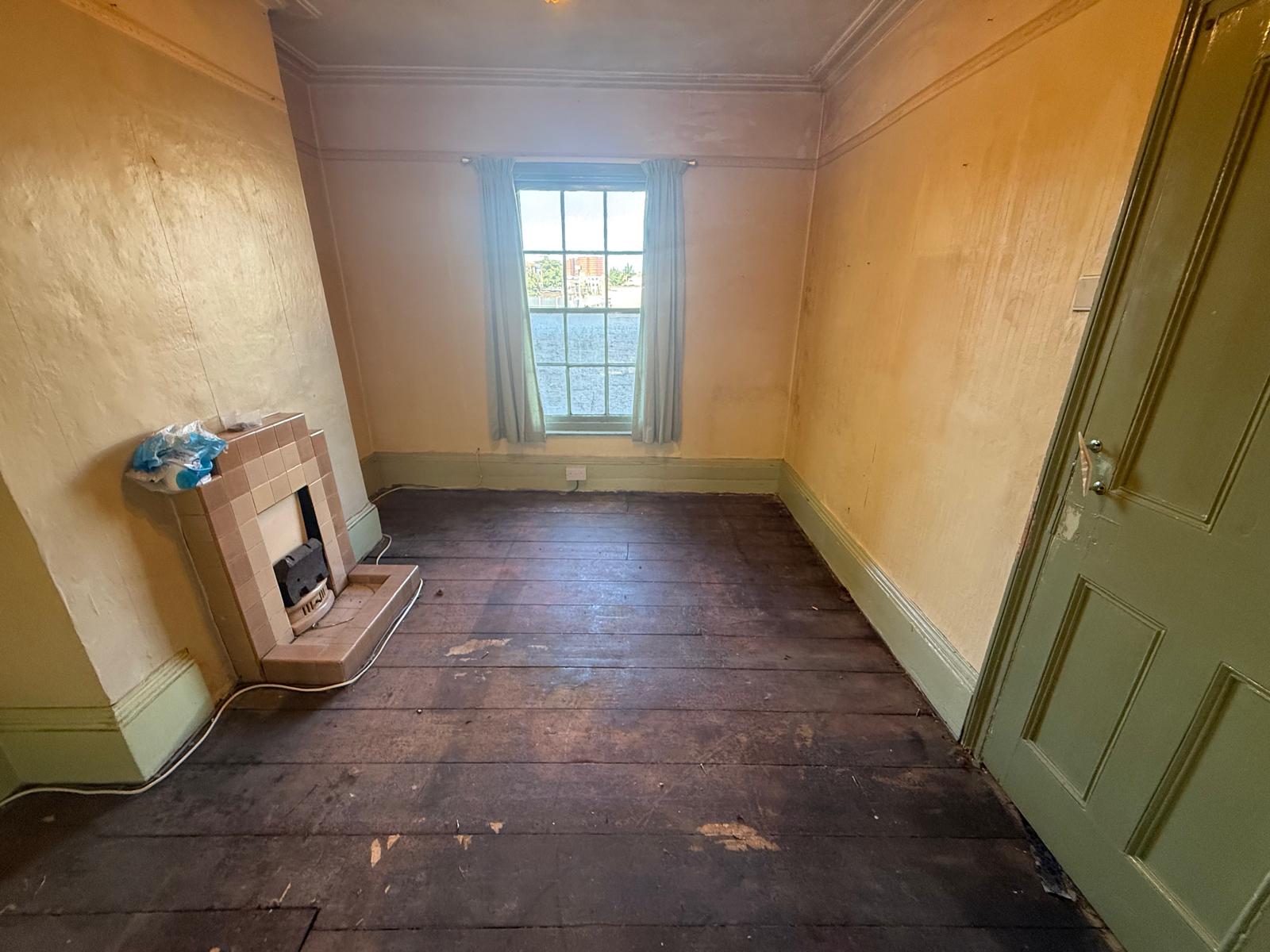 Terraced House for sale in Ramsgate, Vale Square, Ramsgate, CT11 9BX