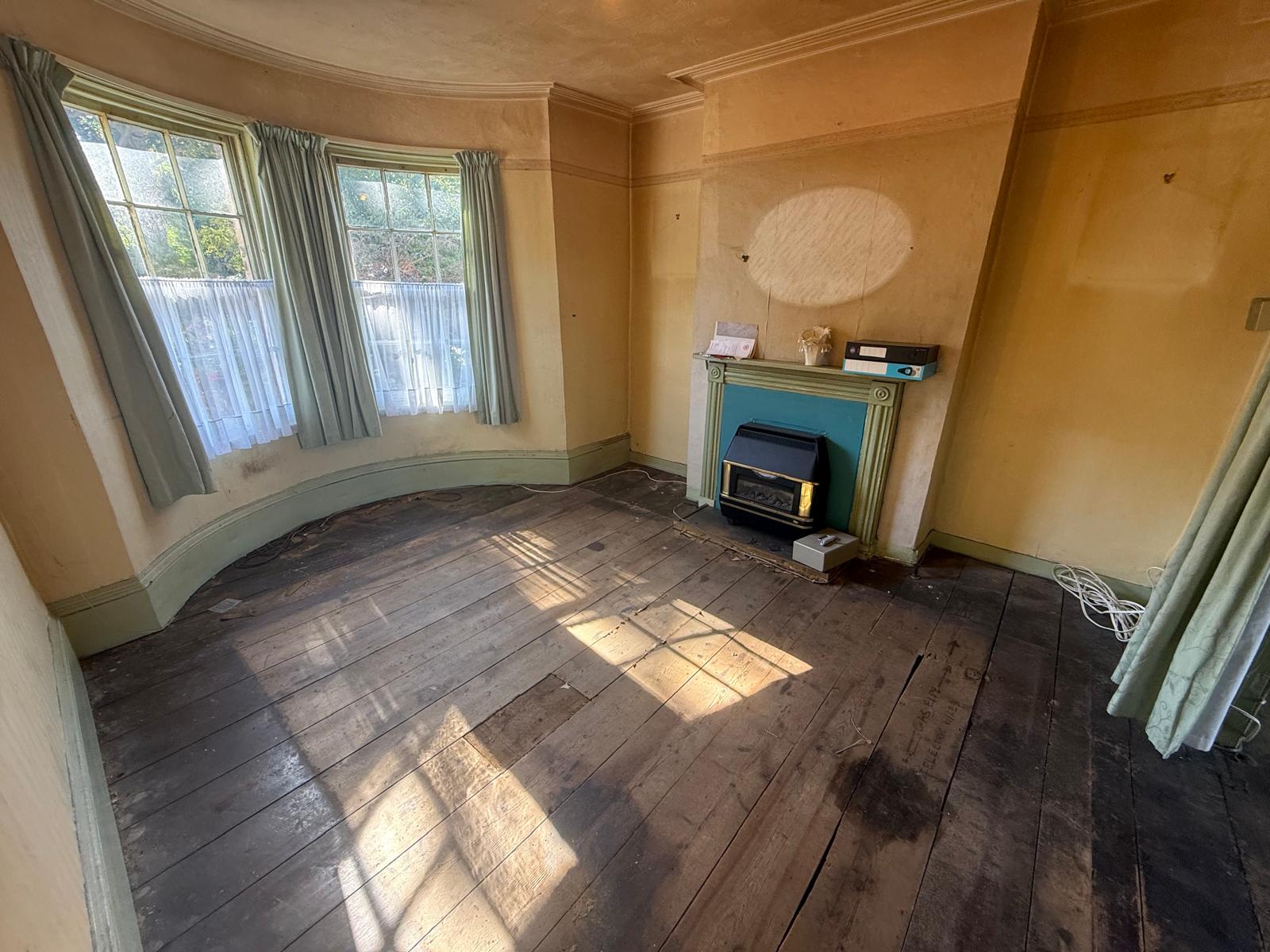 Terraced House for sale in Ramsgate, Vale Square, Ramsgate, CT11 9BX