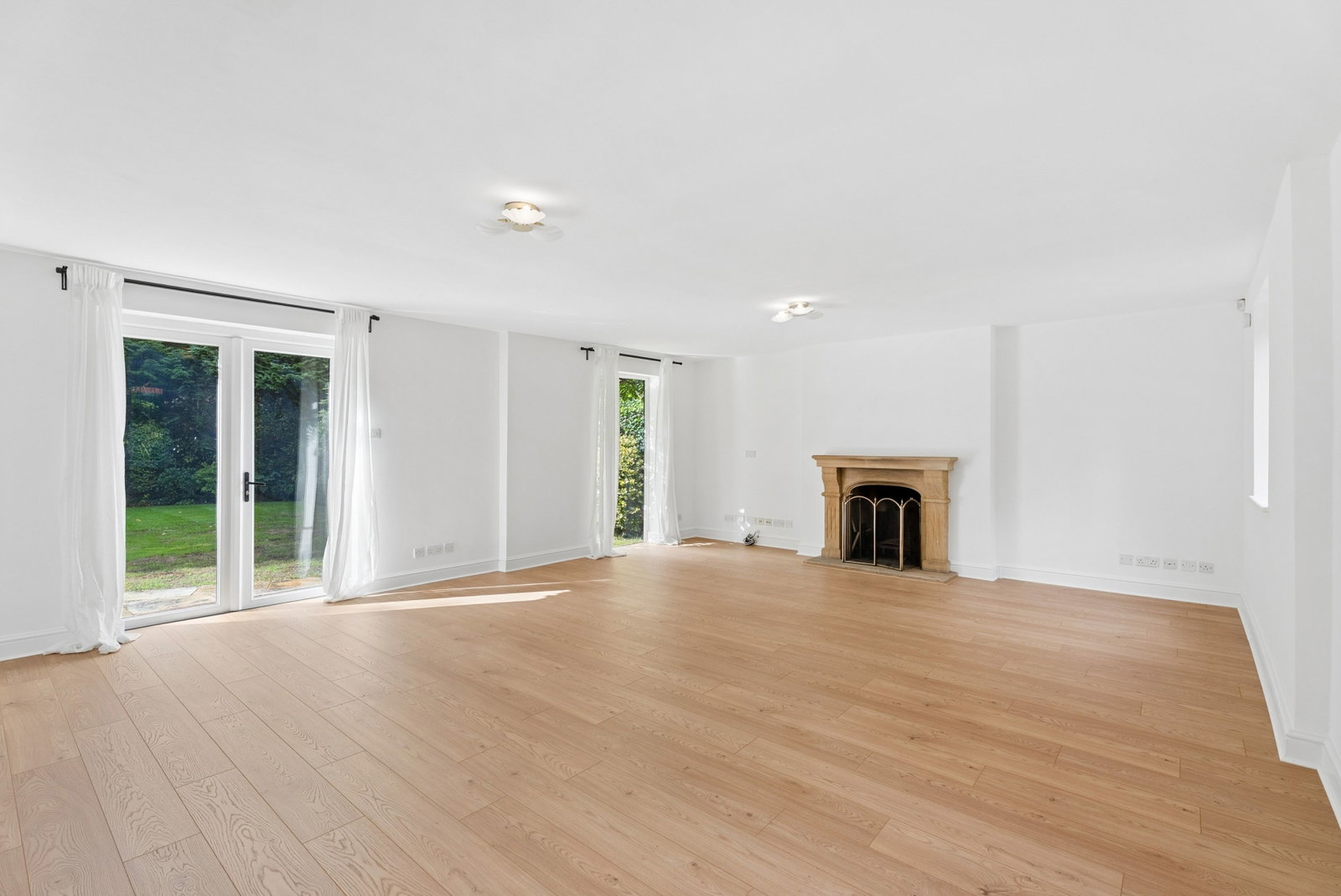 Detached House for sale in Chesham, The Grove, Latimer, Chesham, Buckinghamshire, HP5 1UE, 3541 m²