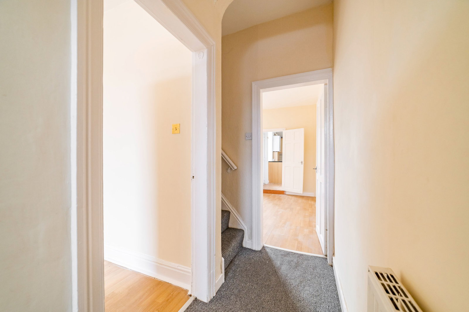 Terraced House for sale in Heywood, Rochdale Road, Heywood, 992 m²