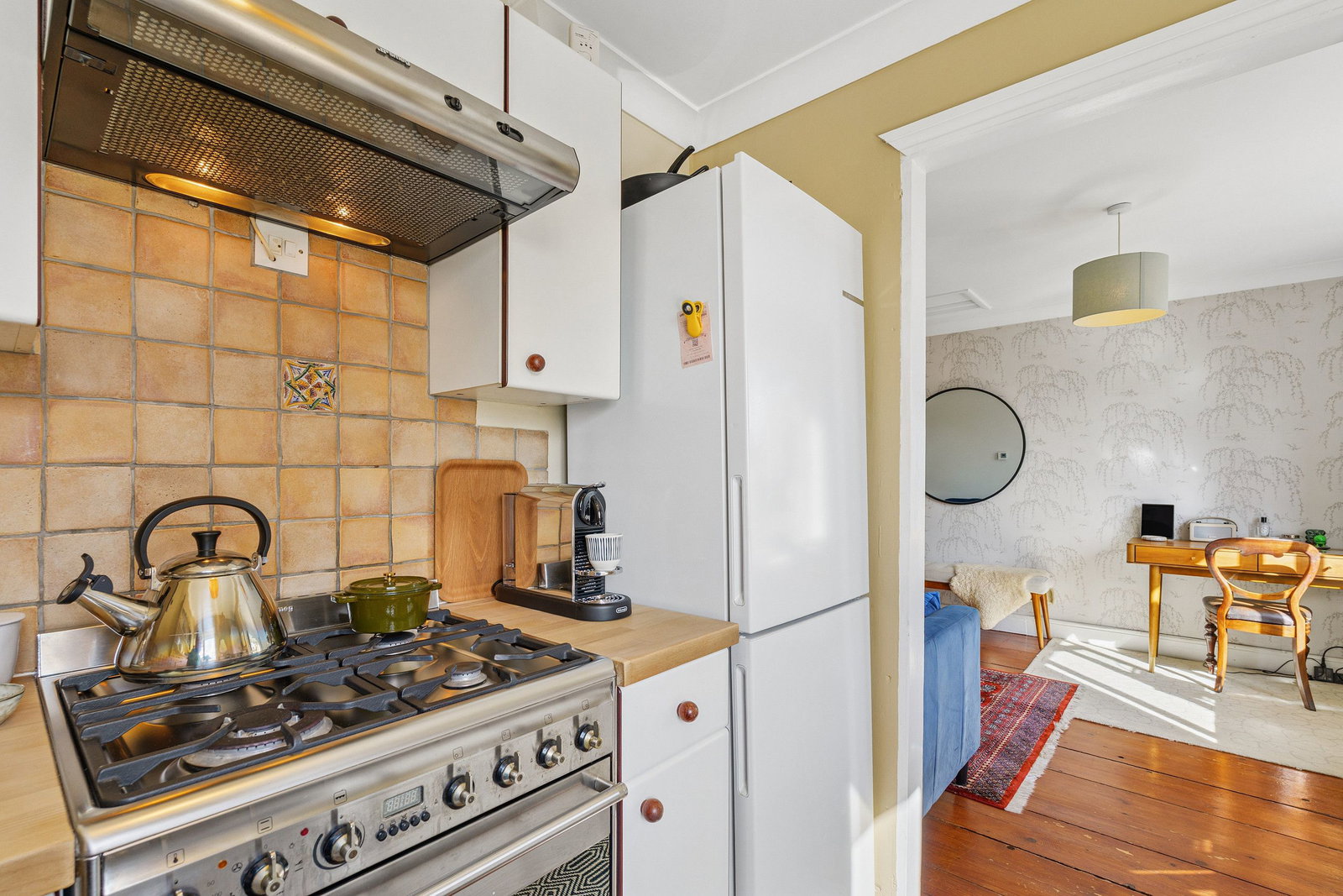 Flat for sale in London, Cypress Road, London, SE25