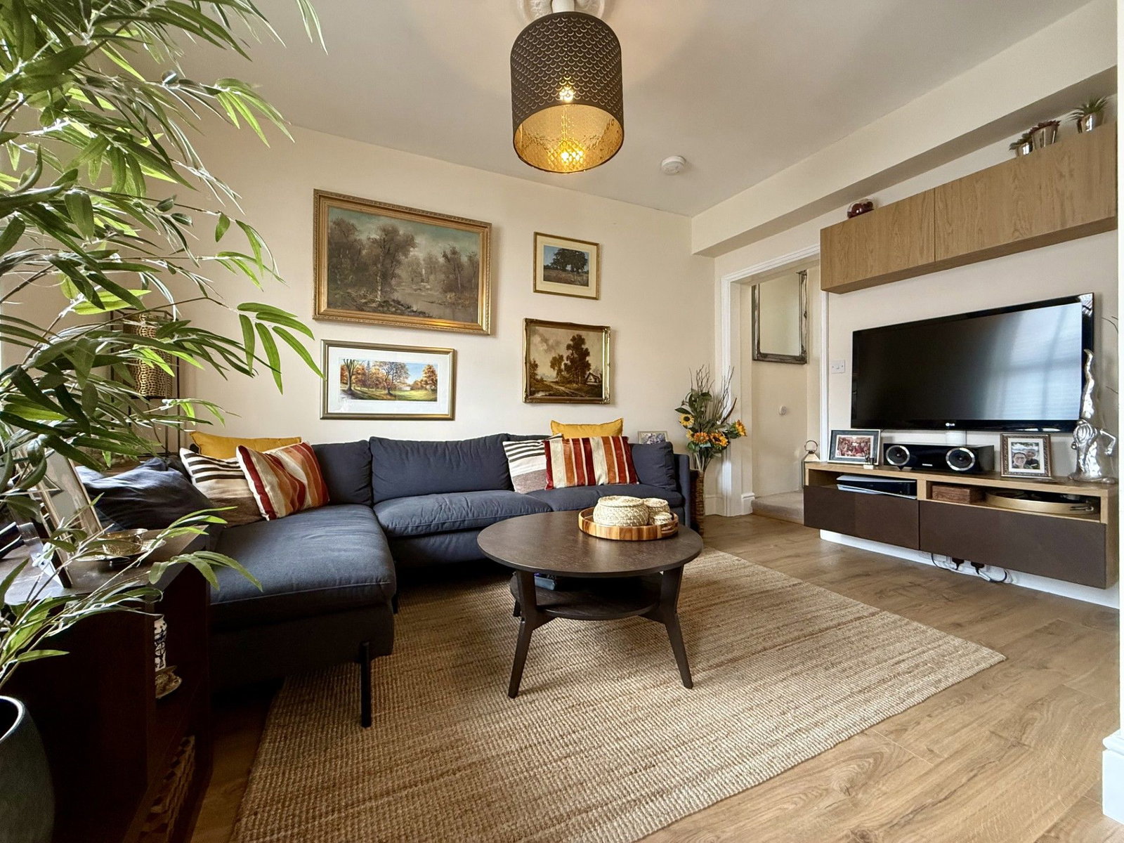Terraced House for sale in Gloucester, Barton Street, Gloucester, GL1 4JJ, 1020 m²