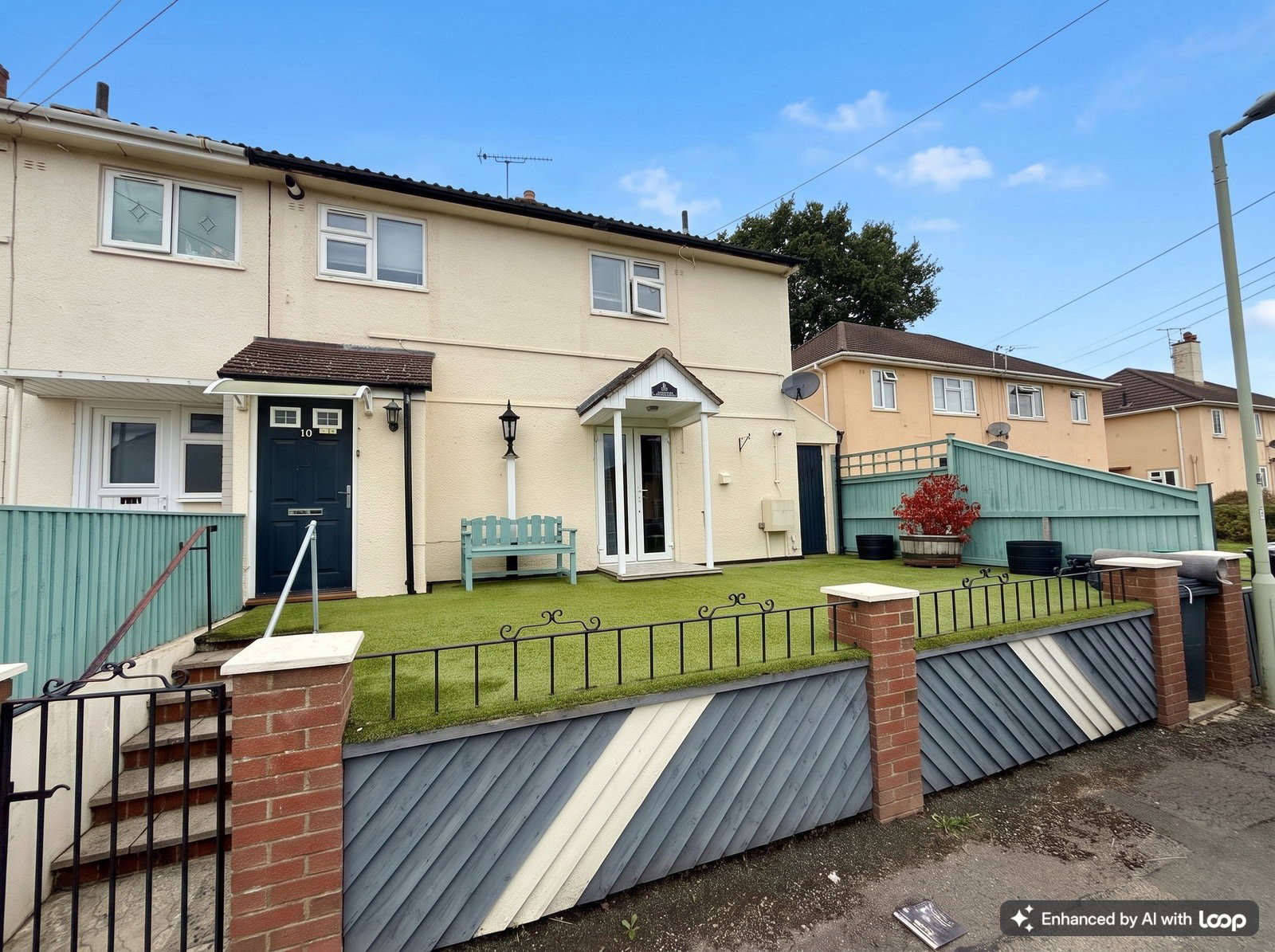 End Of Terrace House for sale in Gloucester, Capel Road, Matson, GL4, 1068 m²