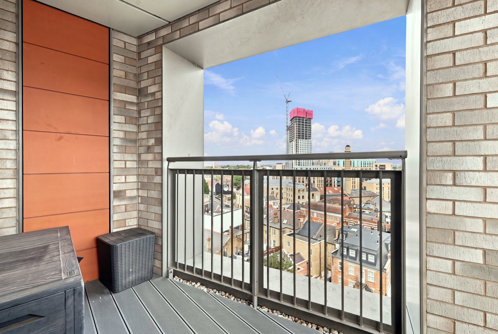 Apartment for sale in London, Jacquard Apartments, SW18