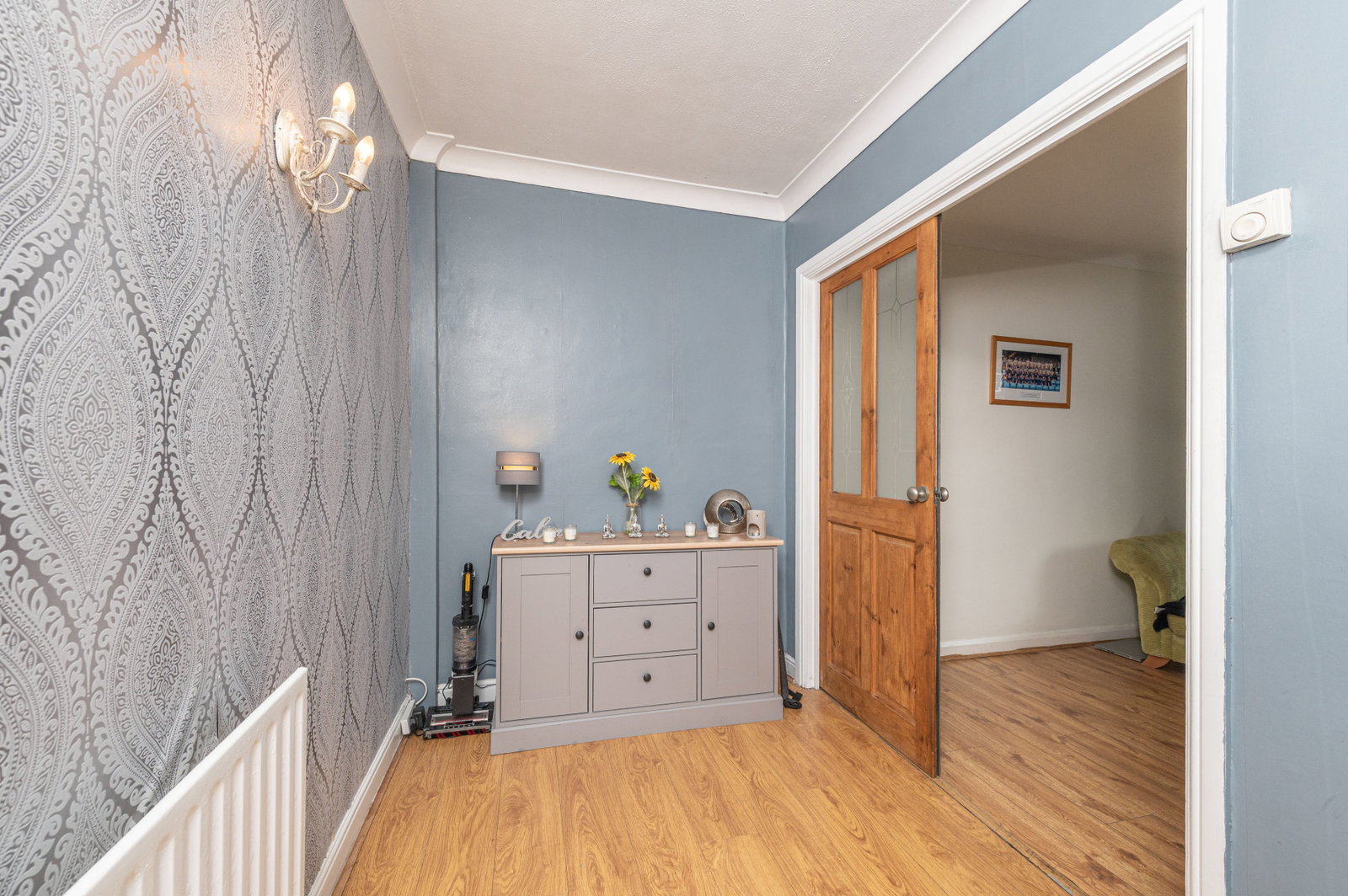 Semi Detached House for sale in Leeds, Hollyshaw Grove, Leeds, LS15 7BE, 1184 m²