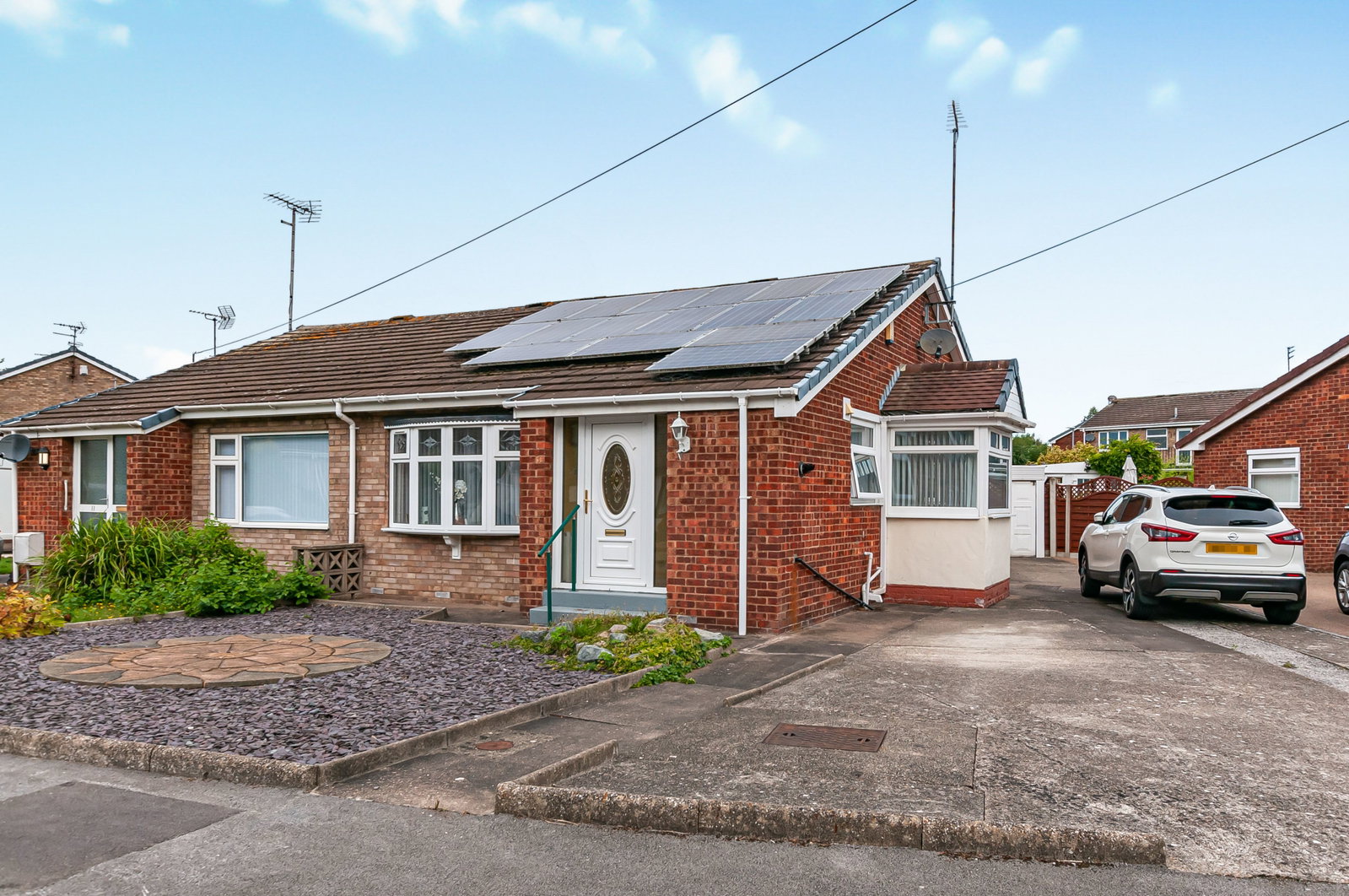 Semi Detached Bungalow for sale in Hull, Fulford Crescent, Willerby, Hull, East Riding of Yorkshire, HU10 6NP