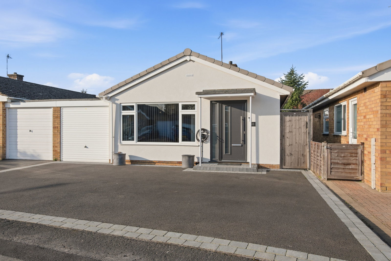 Semi Detached Bungalow for sale in Leamington Spa, Sutcliffe Drive, Harbury, Leamington Spa, Warwickshire, CV33 9LT