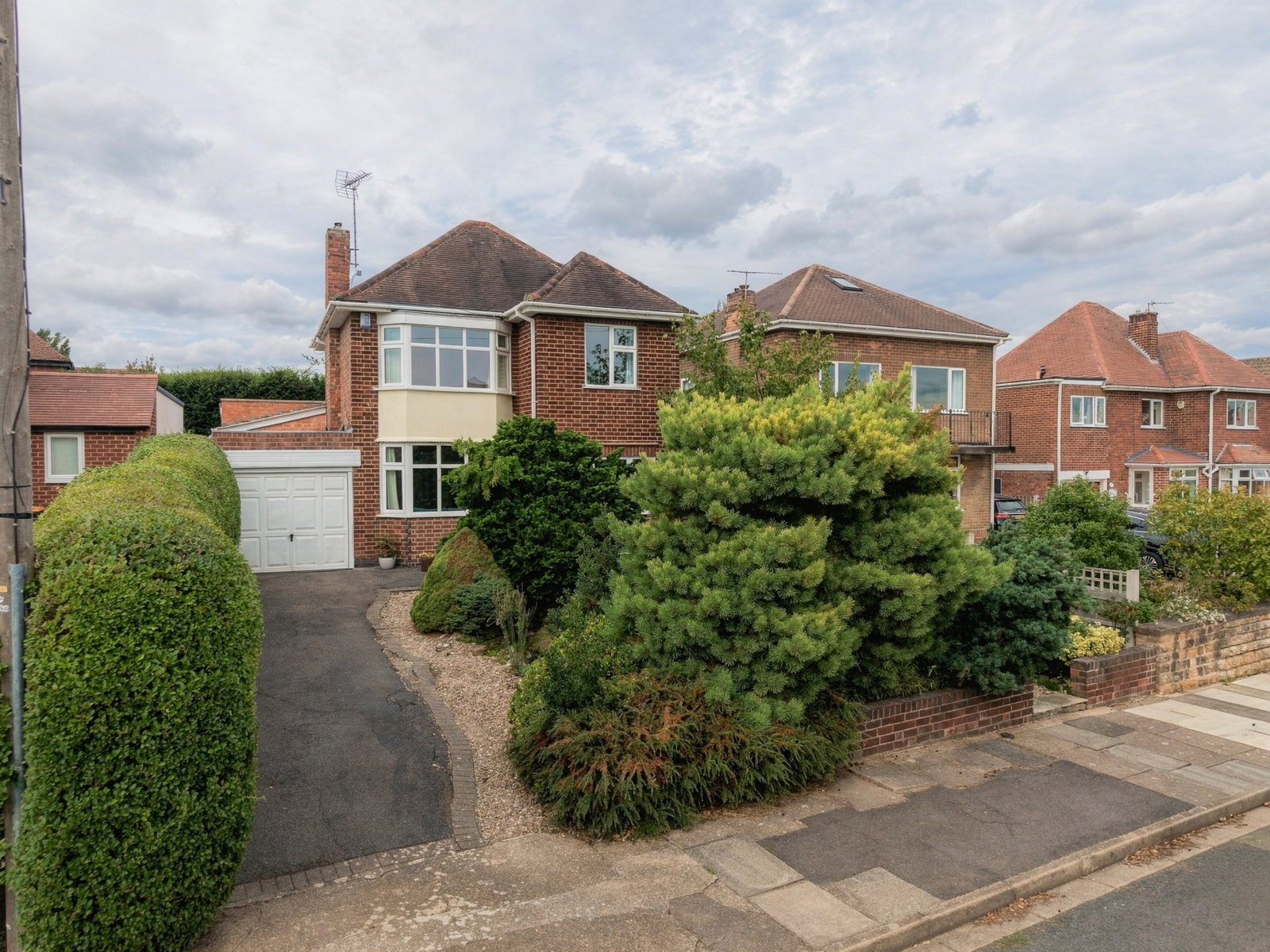 Detached House for sale in Nottingham, The Close, Beeston, NG9, 1235 m²
