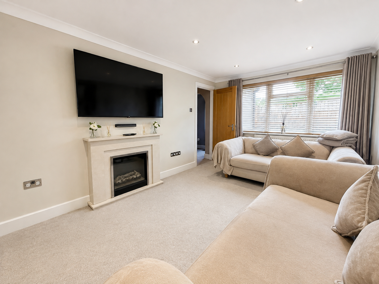Terraced House for sale in Chatham, Oustanding family home, Valiant Road, Lordswood, ME5 8RY