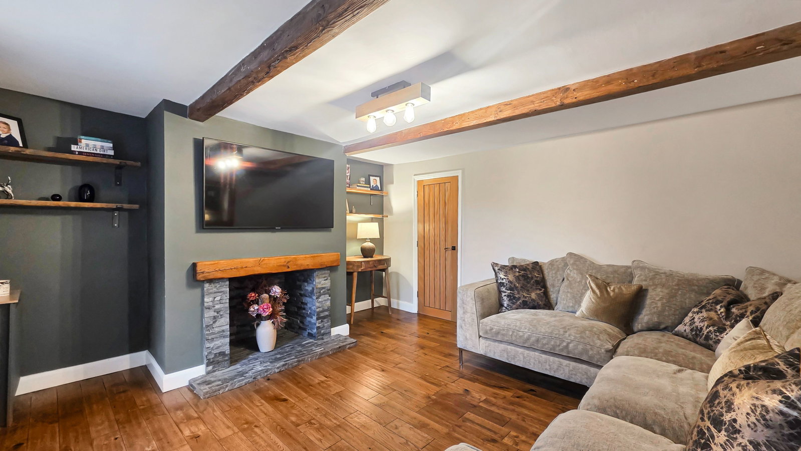 Cottage in Manchester 2
