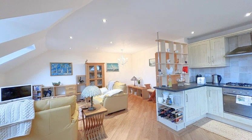 Flat for sale in Torquay, York Road, Torquay, TQ1 3RZ