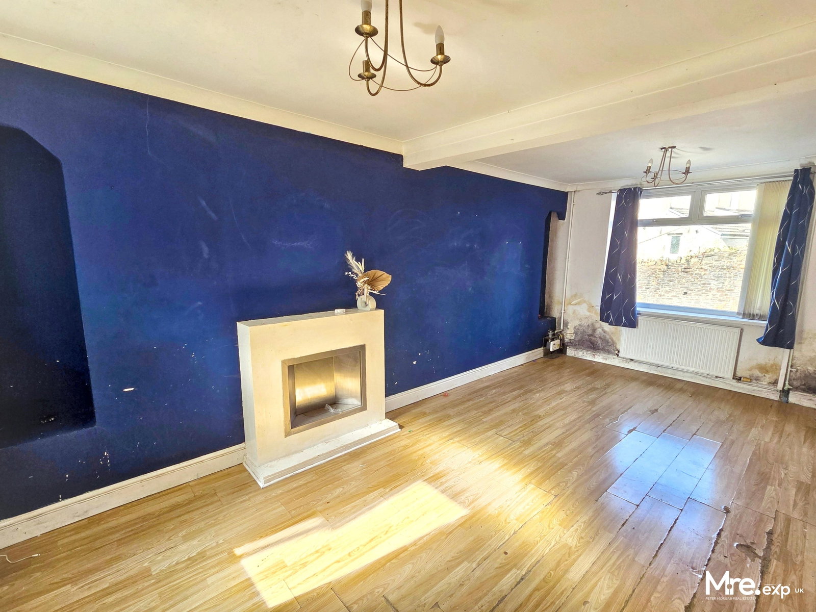 Terraced House for sale in Maesteg, Cymmer Road, Maesteg, CF34 0UT