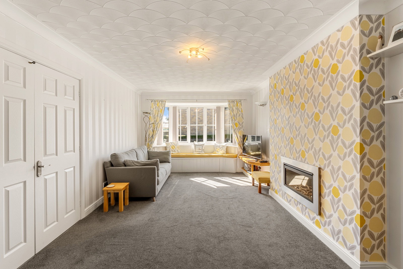 Detached House for sale in Bradford, Oakhall Park, Thornton, Bradford, BD13 3QW, 1389 m²
