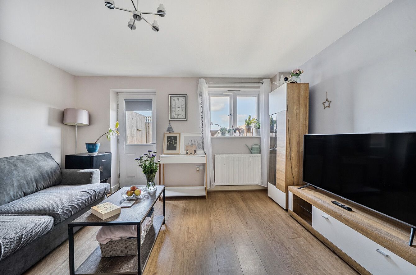 Terraced House for sale in Salcombe, McIlwraith Road, Salcombe, TQ8 8FF, 704 m²
