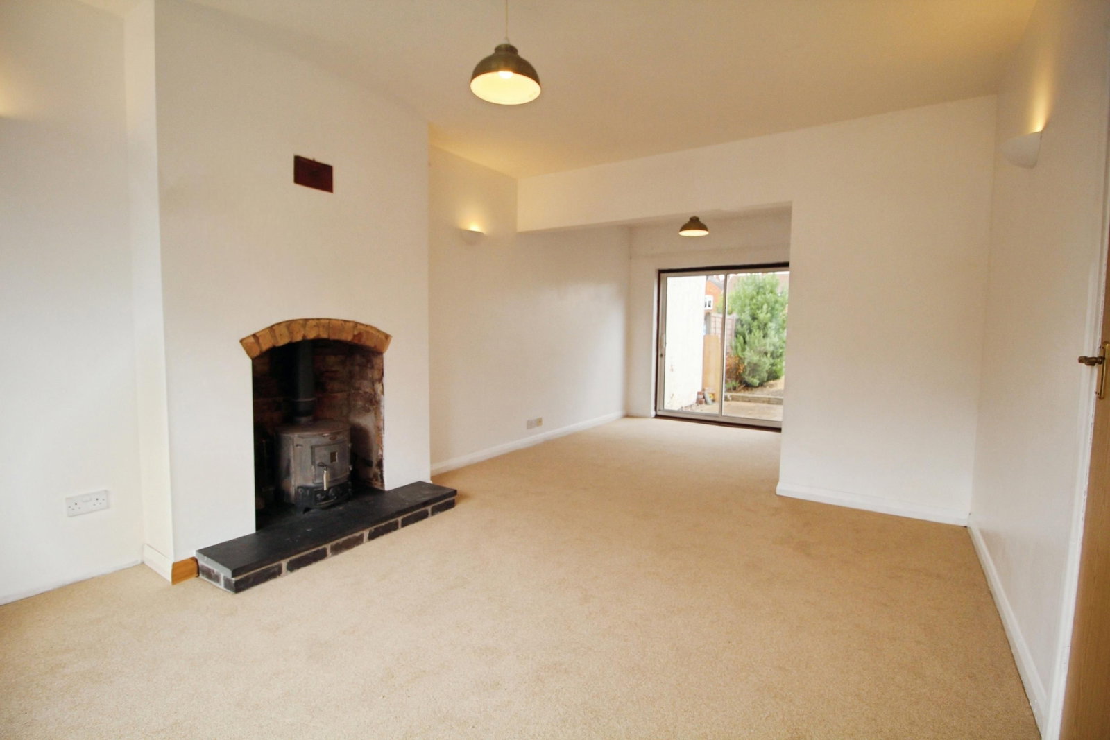 Semi Detached House for sale in Kidderminster, Batham Road, Greenhill, Kidderminster, DY10 2TW