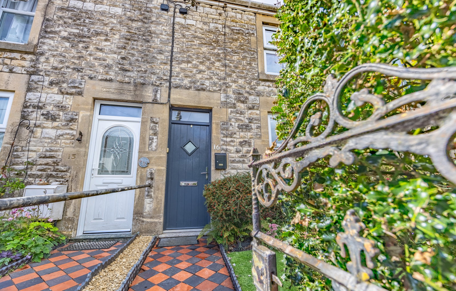 Terraced House for sale in Bath, Lansdown View, Timsbury, Bath, BA2 0JP