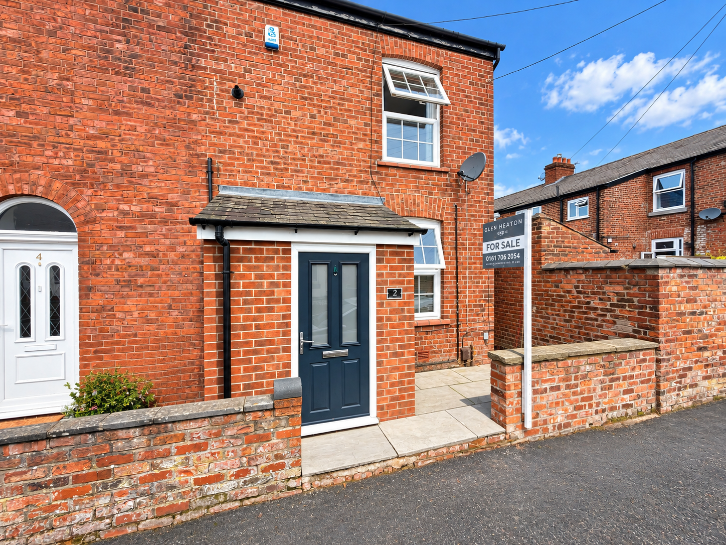 Semi Detached House for sale in Stockport, Grove Street, Hazel Grove, Stockport, SK7 4JW
