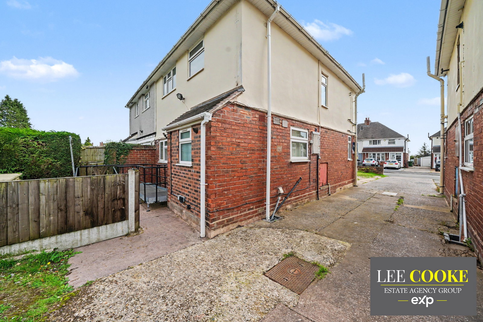 Semi Detached House for sale in Wolverhampton, Hill Street, Essington, Wolverhampton, WV11 2BW