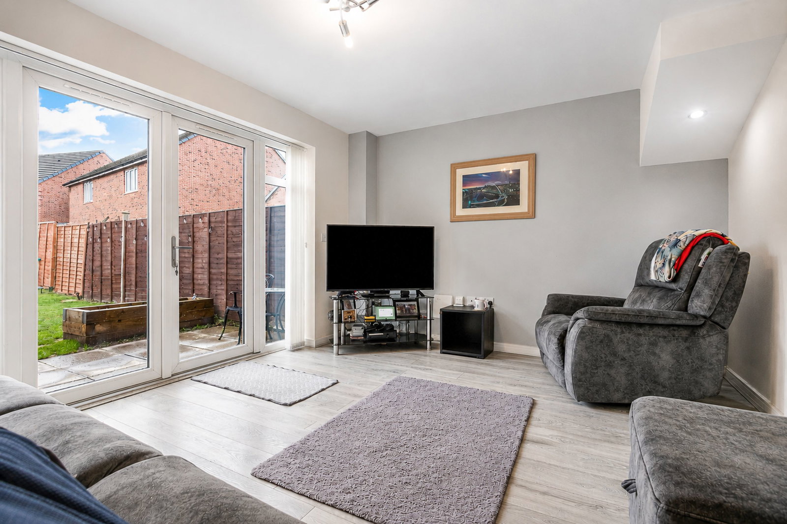 Semi Detached House for sale in Ibstock, Mill Hill Wood Way, Ibstock, LE67 6QB, 1104 m²