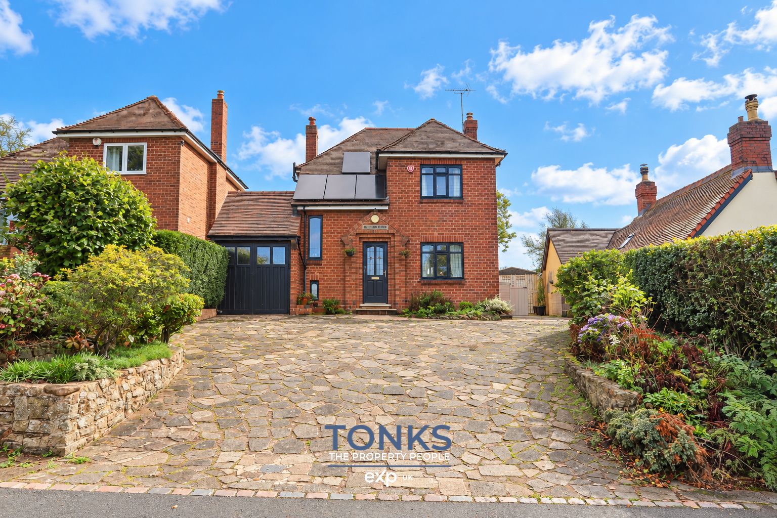 Detached House for sale in Halesowen, Green Lane, Romsley, Halesowen, B62 0HB