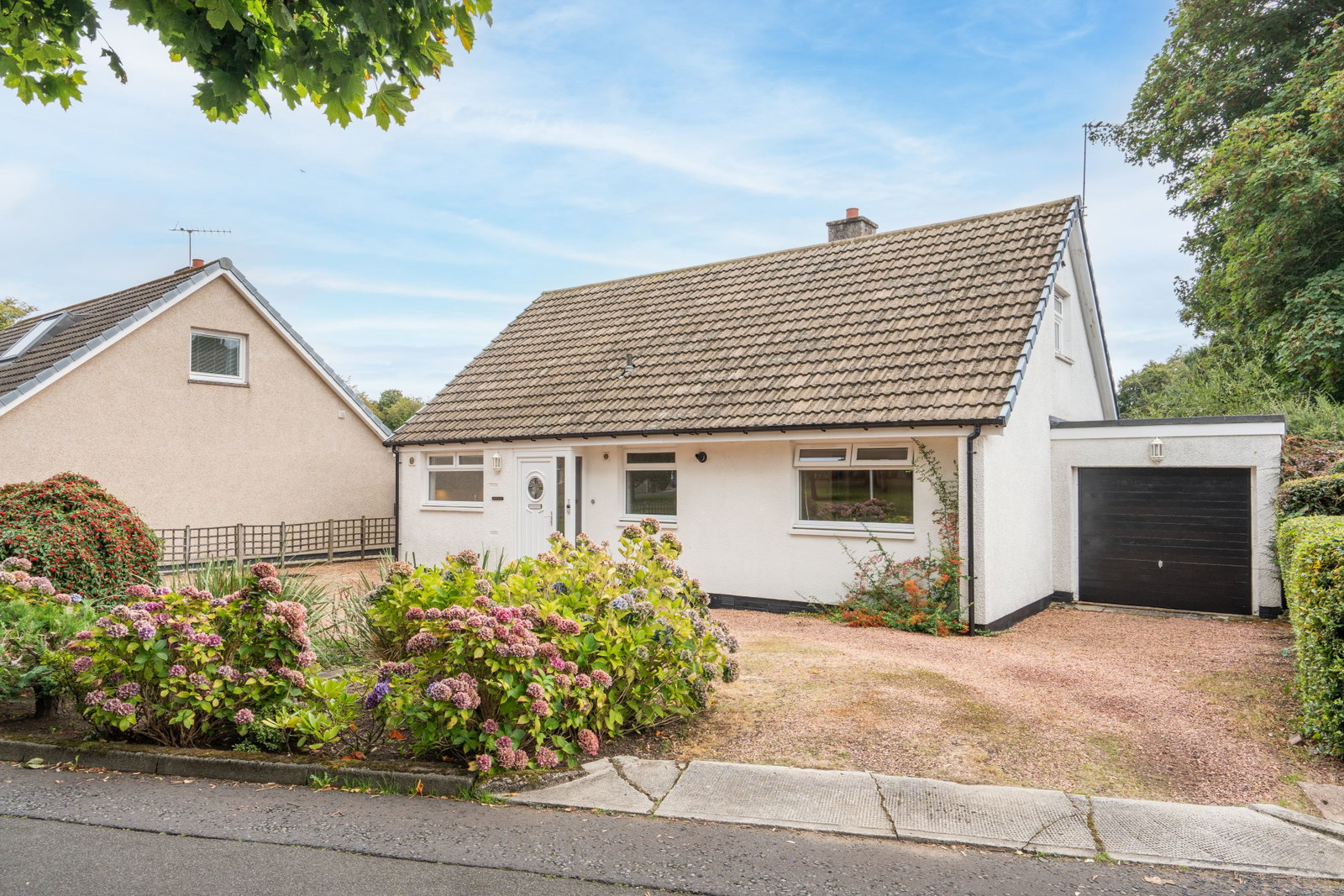Detached House for sale in Kirkcaldy, Raith Gardens, Kirkcaldy, KY2 5NJ