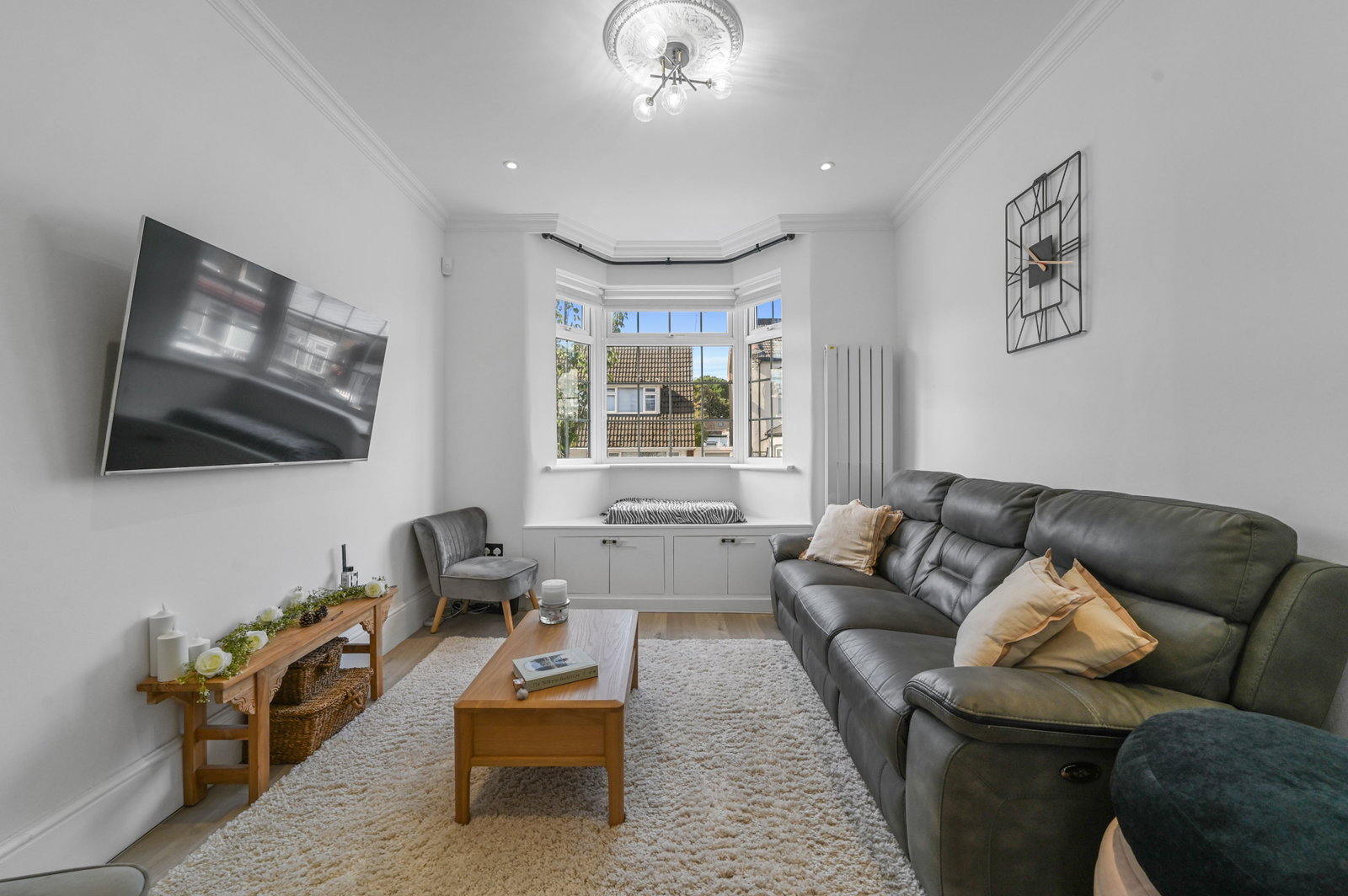 Terraced House for sale in Woodford Green, Smeaton Road, Woodford Green, IG8, 958 m²