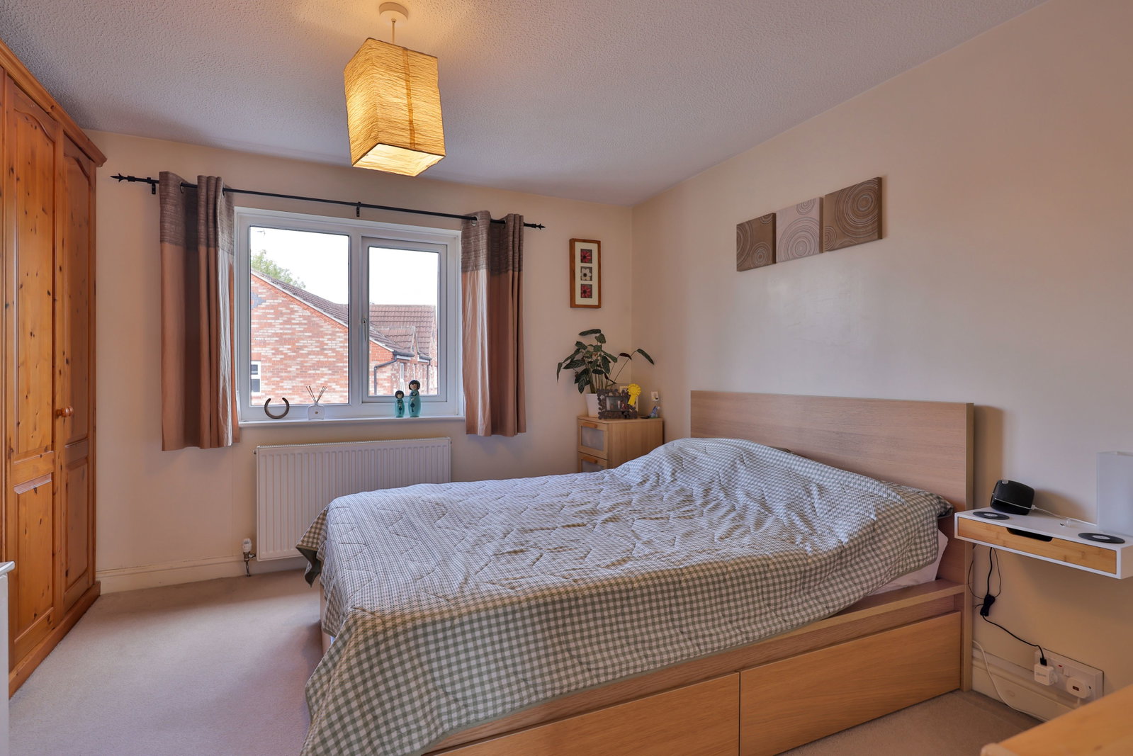 Terraced House for sale in York, Aldborough Way, York, 557 m²