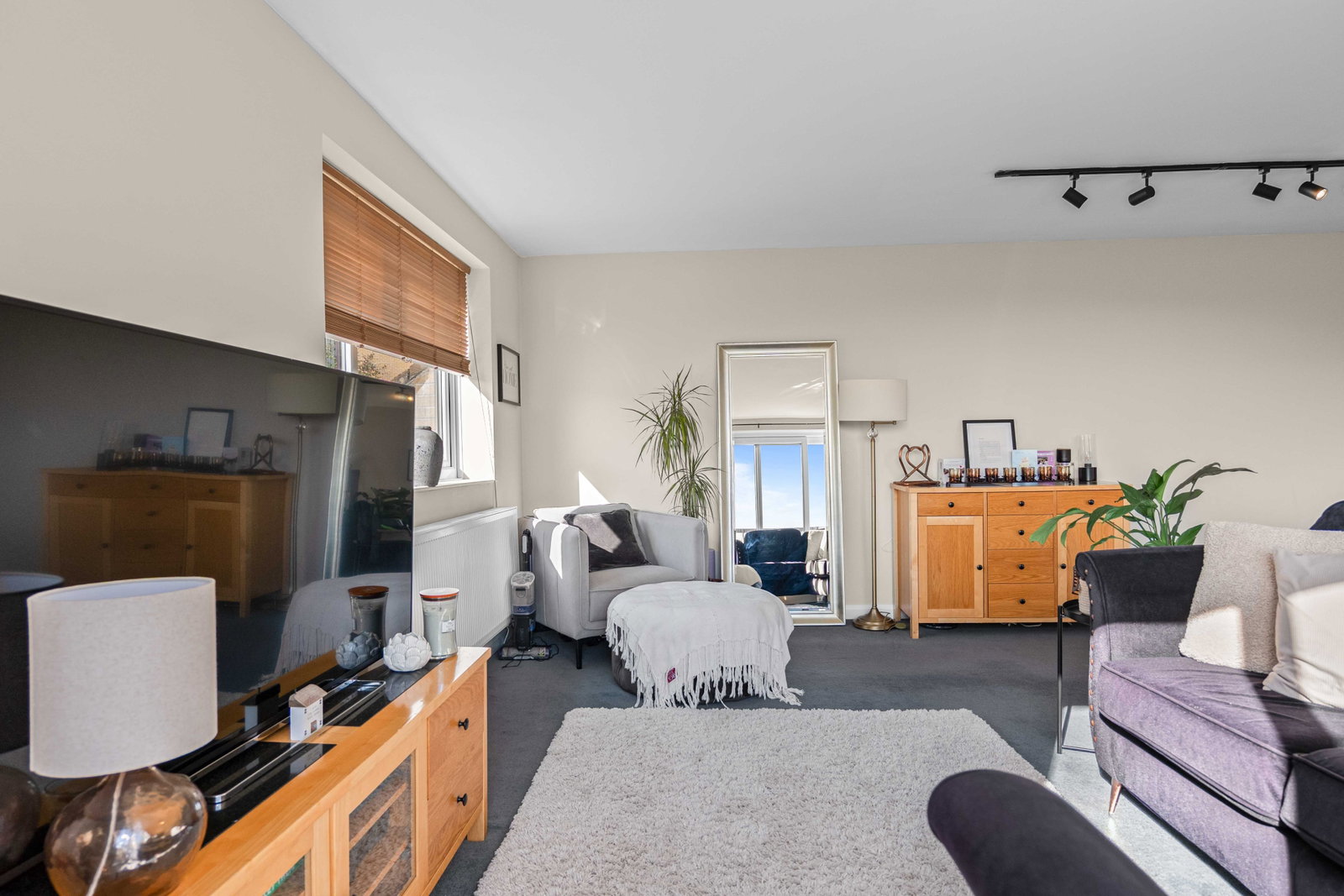 Flat for sale in Sheffield, Graham Road, Sheffield, S10 3DW