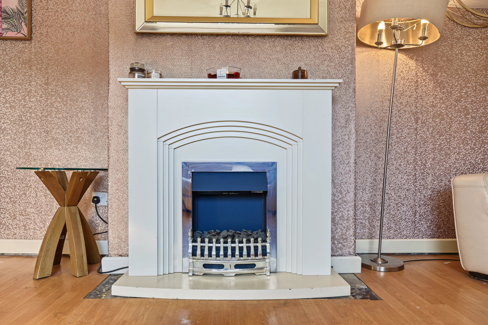 Terraced House for sale in Gillingham, Mereworth Close, Gillingham, ME8 6NX, 1037 m²