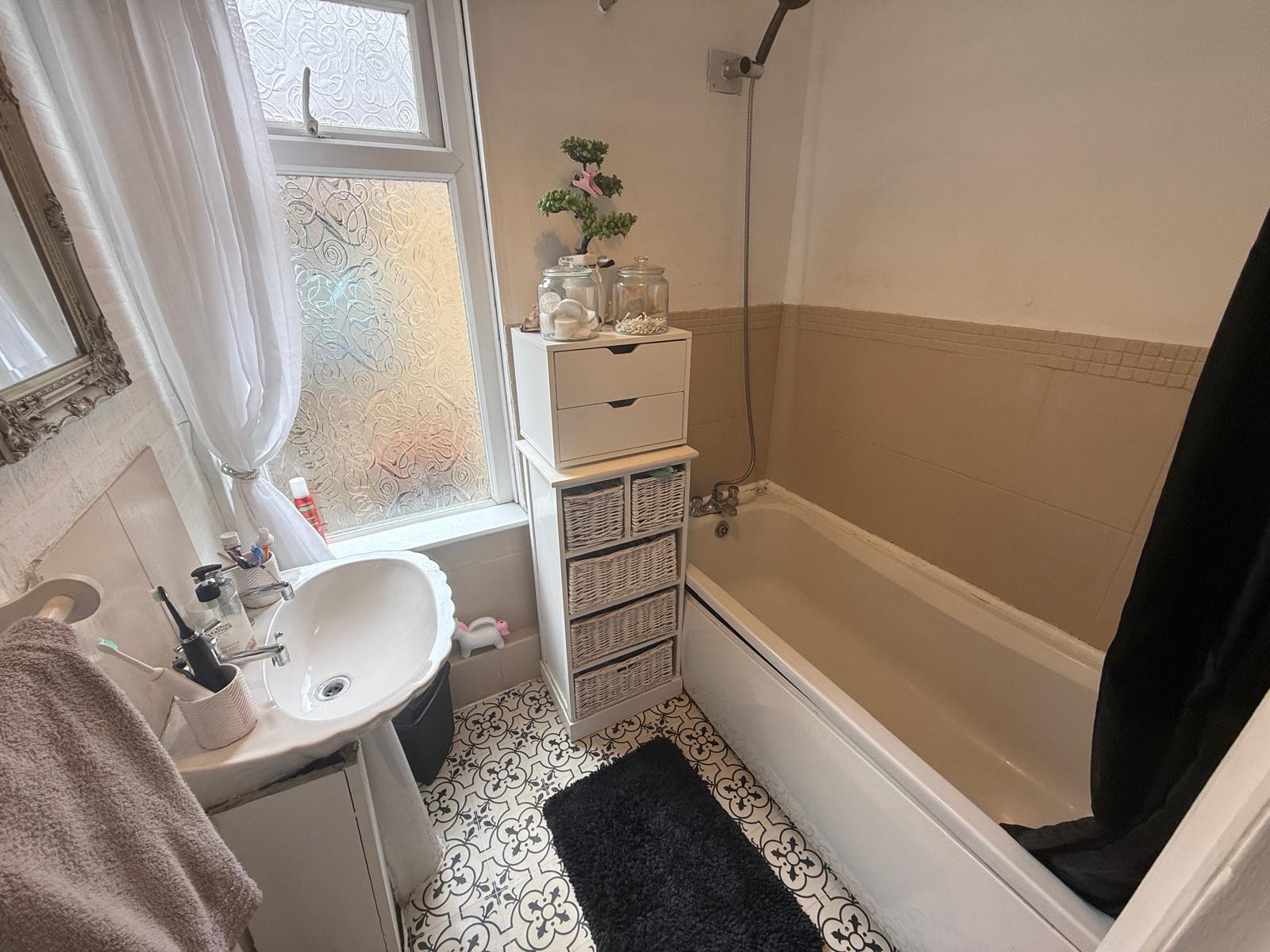 Terraced House for sale in Margate, Beatrice Road, Margate, CT9 5SN