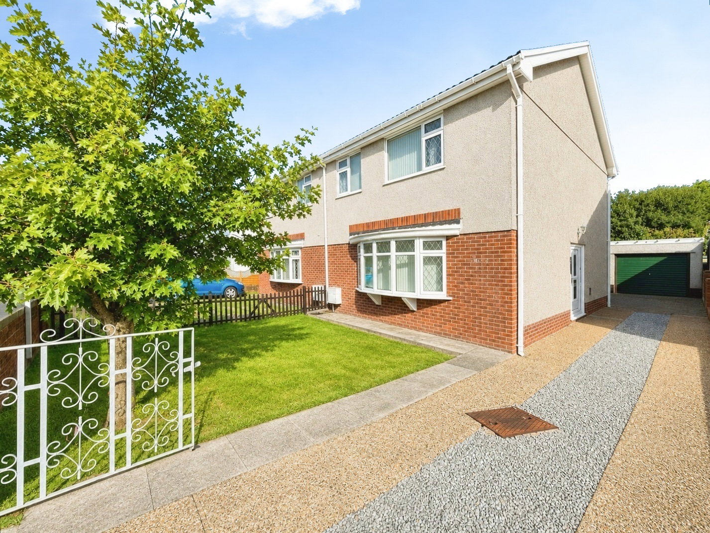 Semi Detached House for sale in Swansea, Maesglas, Gorseinon, Swansea, West Glamorgan SA4