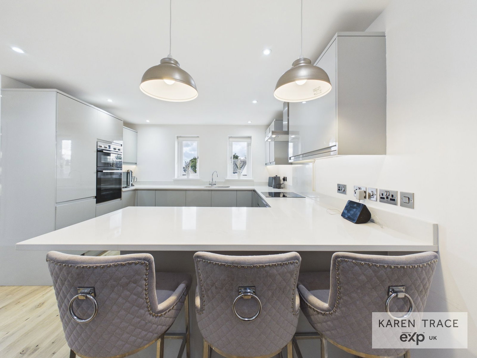 Detached House for sale in St Austell, The Sycamores, High Street, PL26, 2038 m²