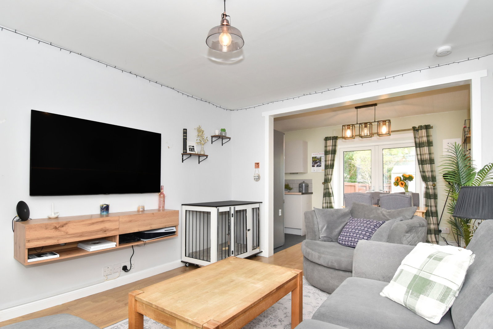 Semi Detached House for sale in Shetland, 77 Nederdale, Lerwick, Shetland, ZE1 0SB