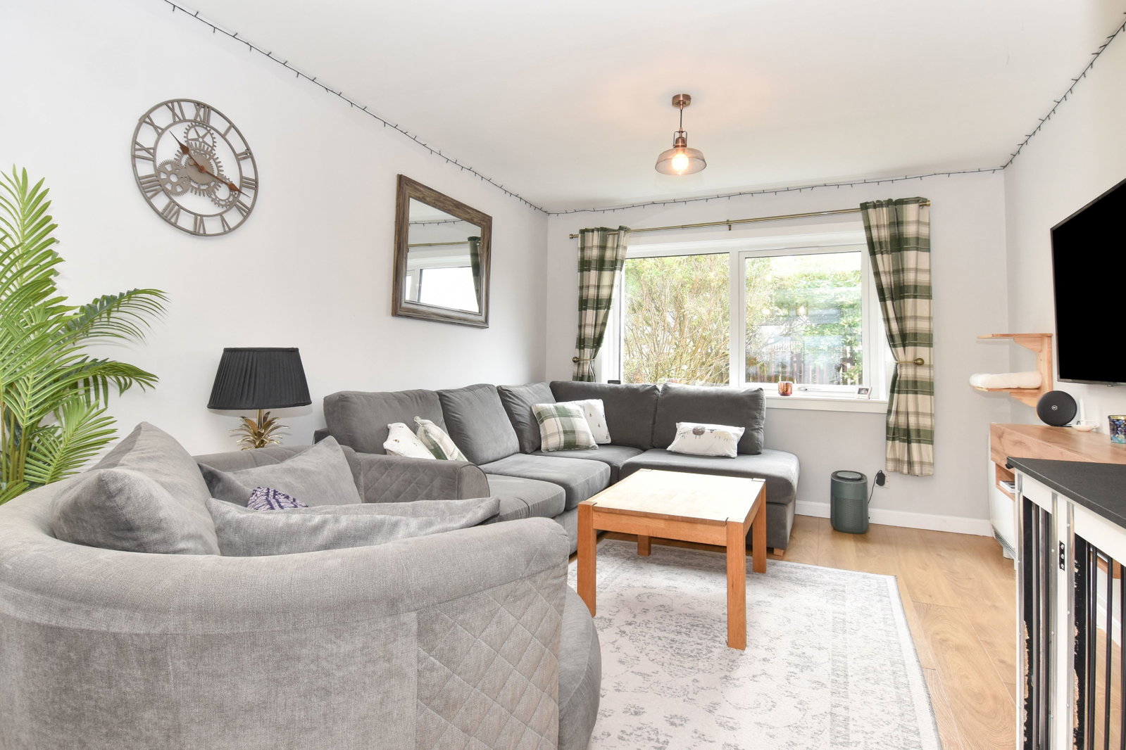 Semi Detached House for sale in Shetland, 77 Nederdale, Lerwick, Shetland, ZE1 0SB