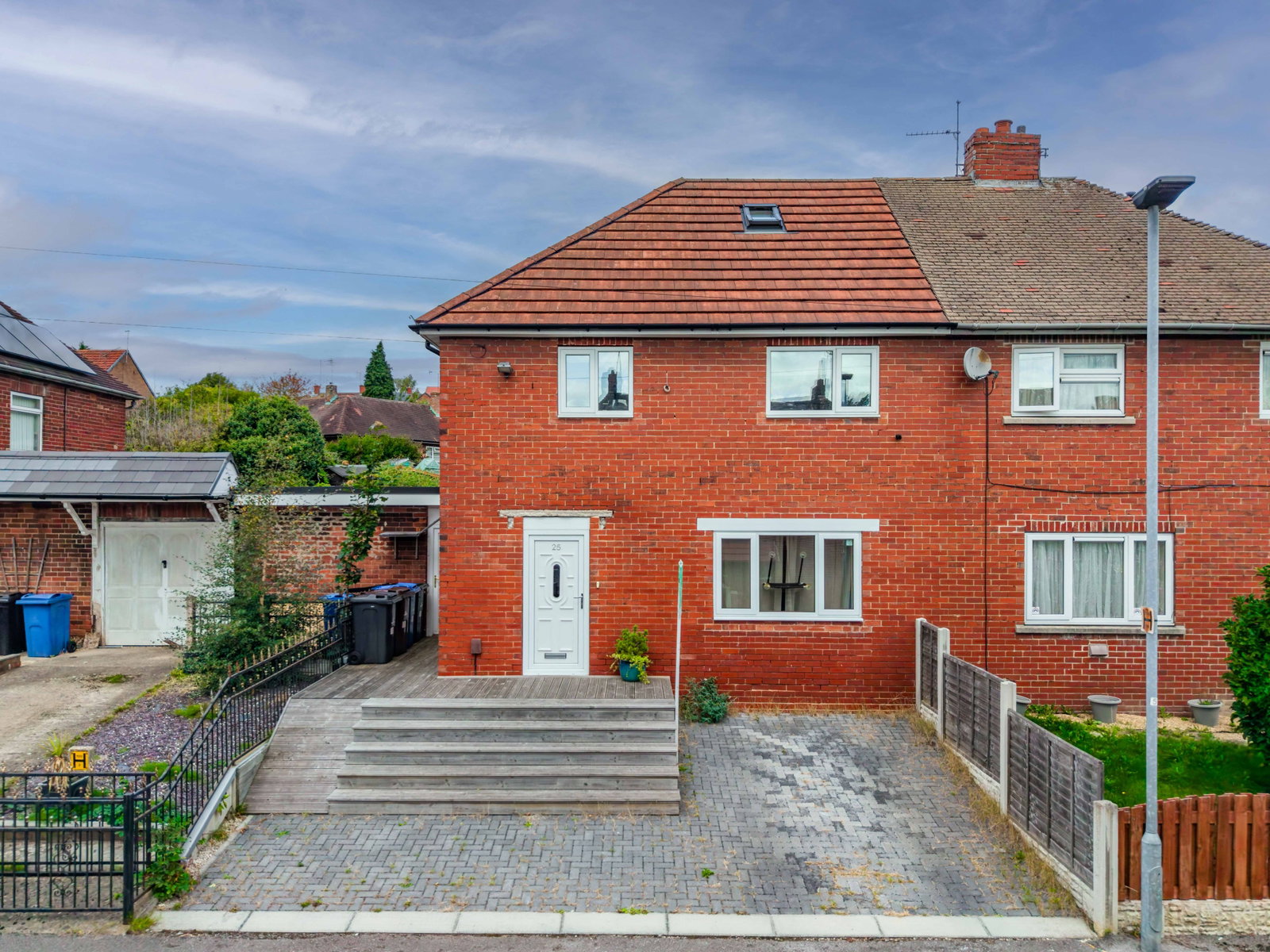 Semi Detached House for sale in Barnsley, Underhill, Worsbrough, S70 5DR