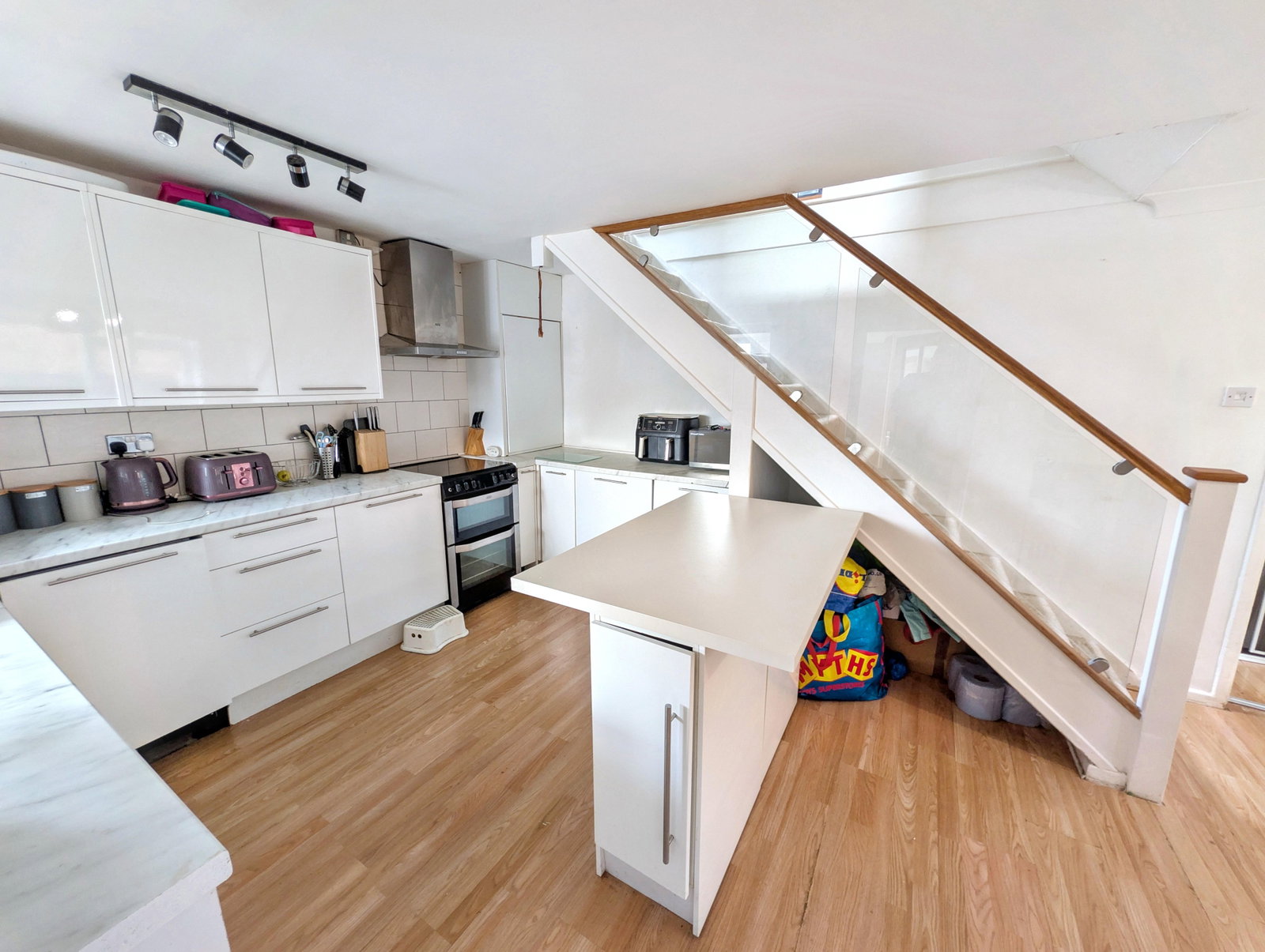 Detached House for sale in Colchester, The Willows, Colchester, CO2 8PX