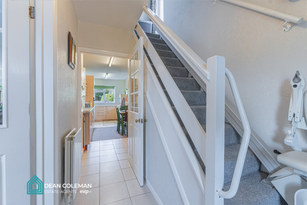 Semi Detached House for sale in Birmingham, Clun Road, Bournville Village Trust, B31 1NU, 1067 m²
