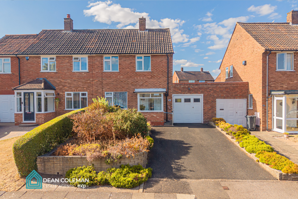 Semi Detached House for sale in Birmingham, Clun Road, Bournville Village Trust, B31 1NU, 1067 m²