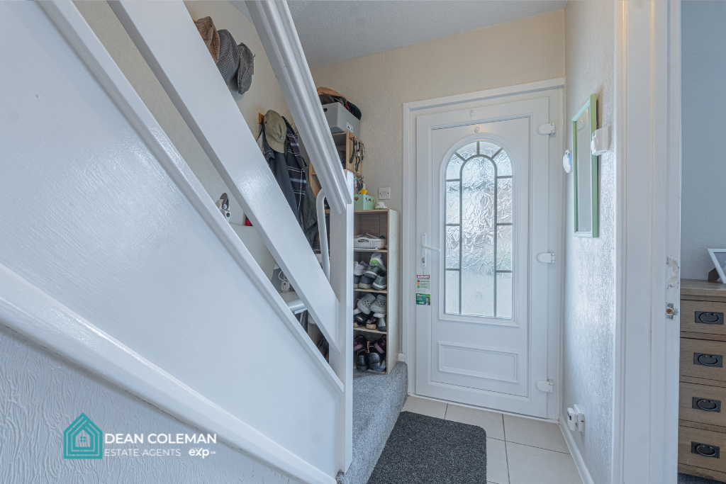 Semi Detached House for sale in Birmingham, Clun Road, Bournville Village Trust, B31 1NU, 1067 m²