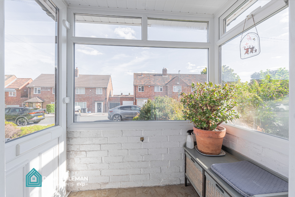Semi Detached House for sale in Birmingham, Clun Road, Bournville Village Trust, B31 1NU, 1067 m²