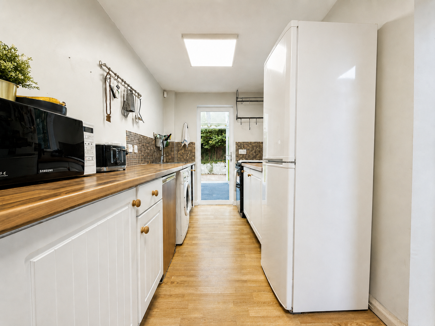 Semi Detached House for sale in Swansea, Y Gorlan, Dunvant, Swansea