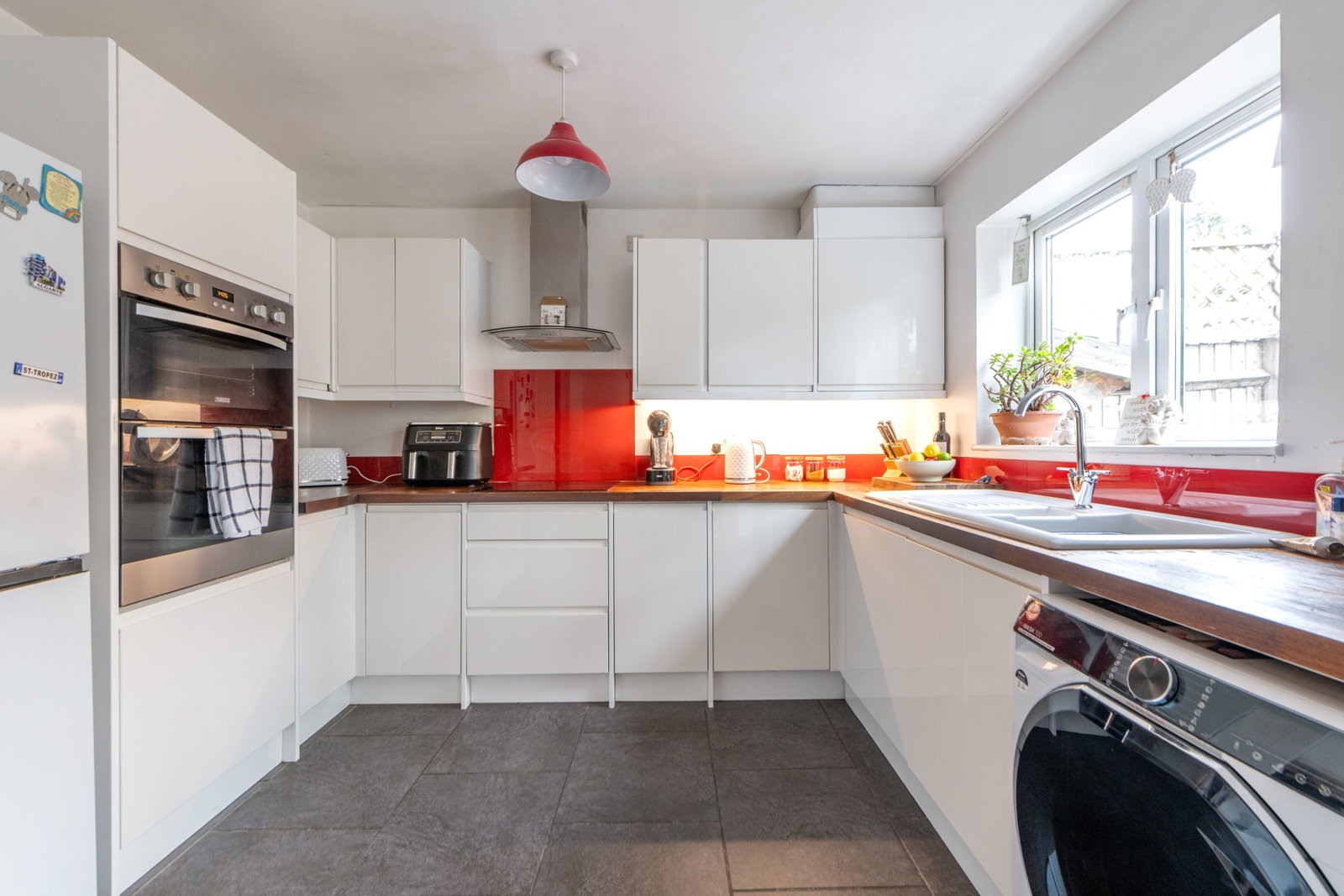 End Of Terrace House for sale in Yeovil, Tithe Court, Yeovil, BA20 2FL