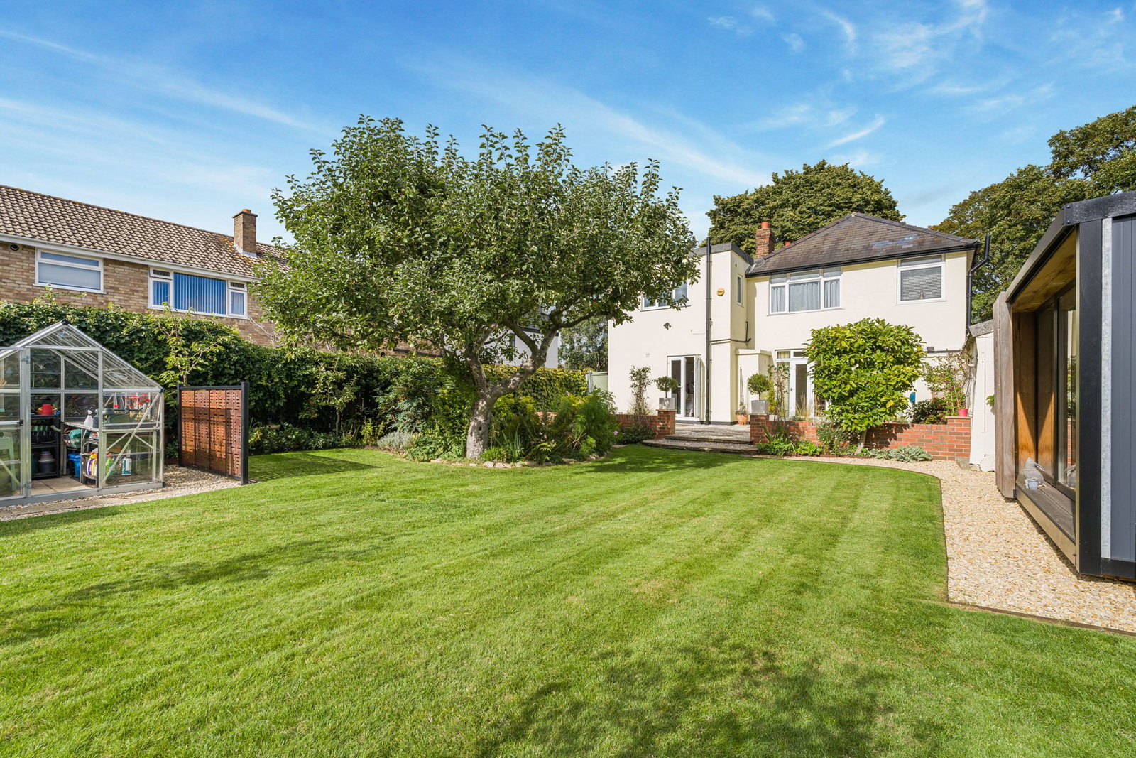 Detached House for sale in Cheltenham, Arle Road, Cheltenham, GL51, 1814 m²
